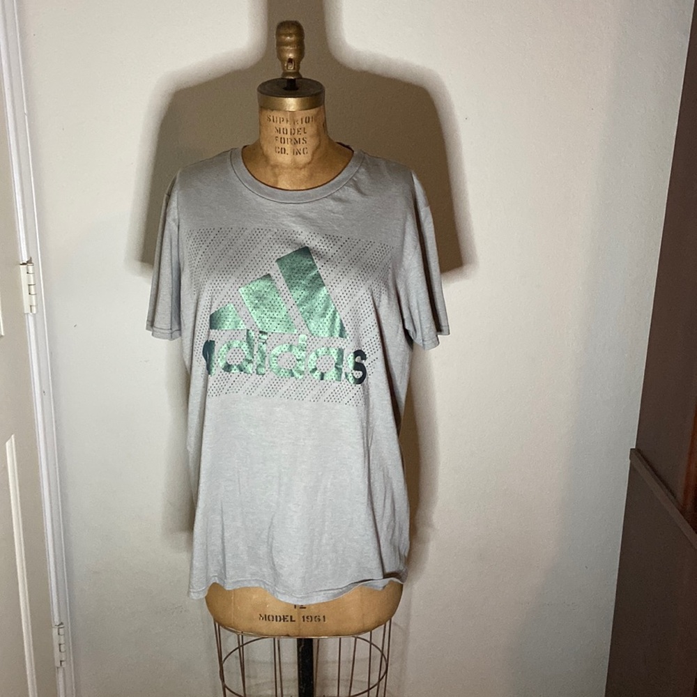 Adidas t-shirt